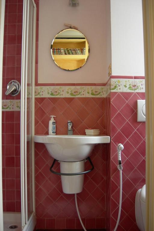 Language And Art Bed and Breakfast Ascoli Piceno Buitenkant foto